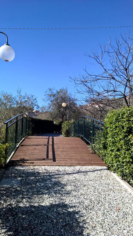 Appartamento La Collina Del Sole เลริชี ภายนอก รูปภาพ